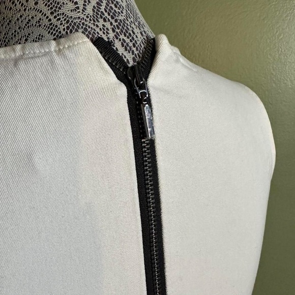 Banana Republic Monochrome Dress - Picture 3 of 5